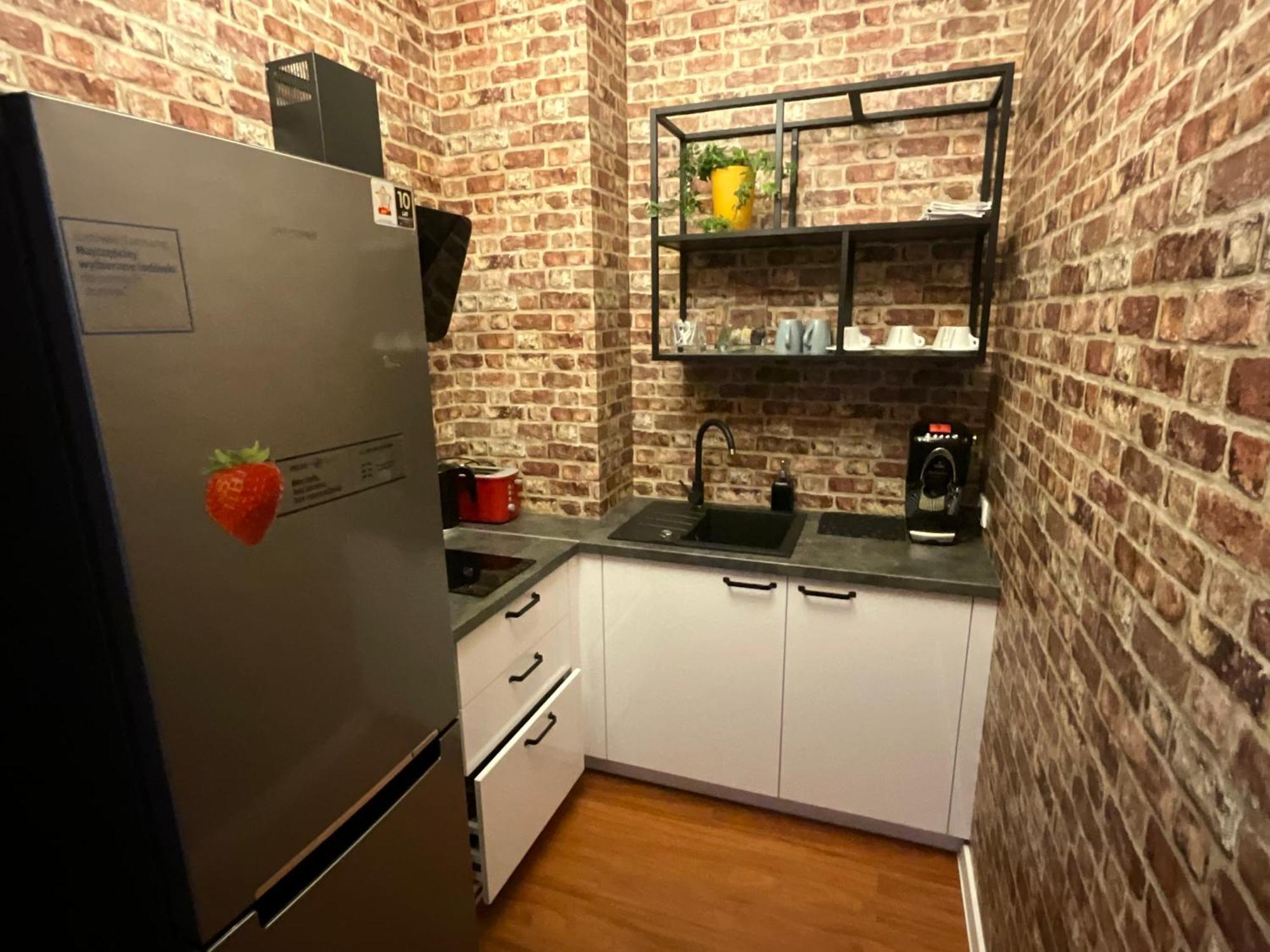 Apartamenty Zlota Nic Opole Bagian luar foto