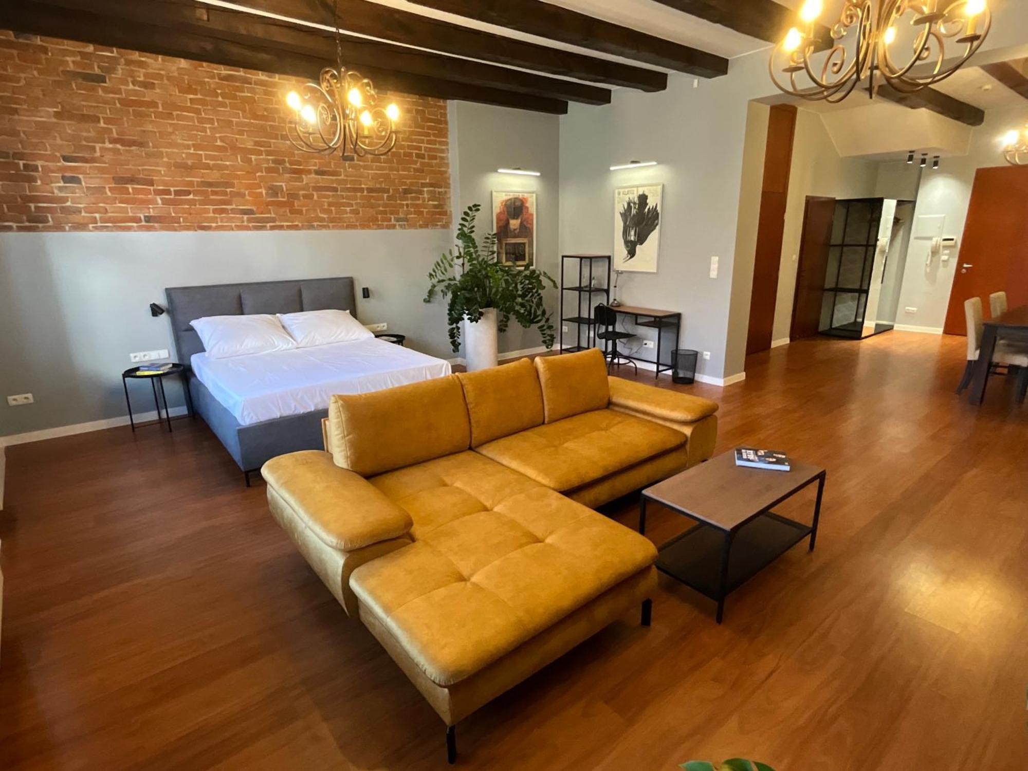 Apartamenty Zlota Nic Opole Bagian luar foto