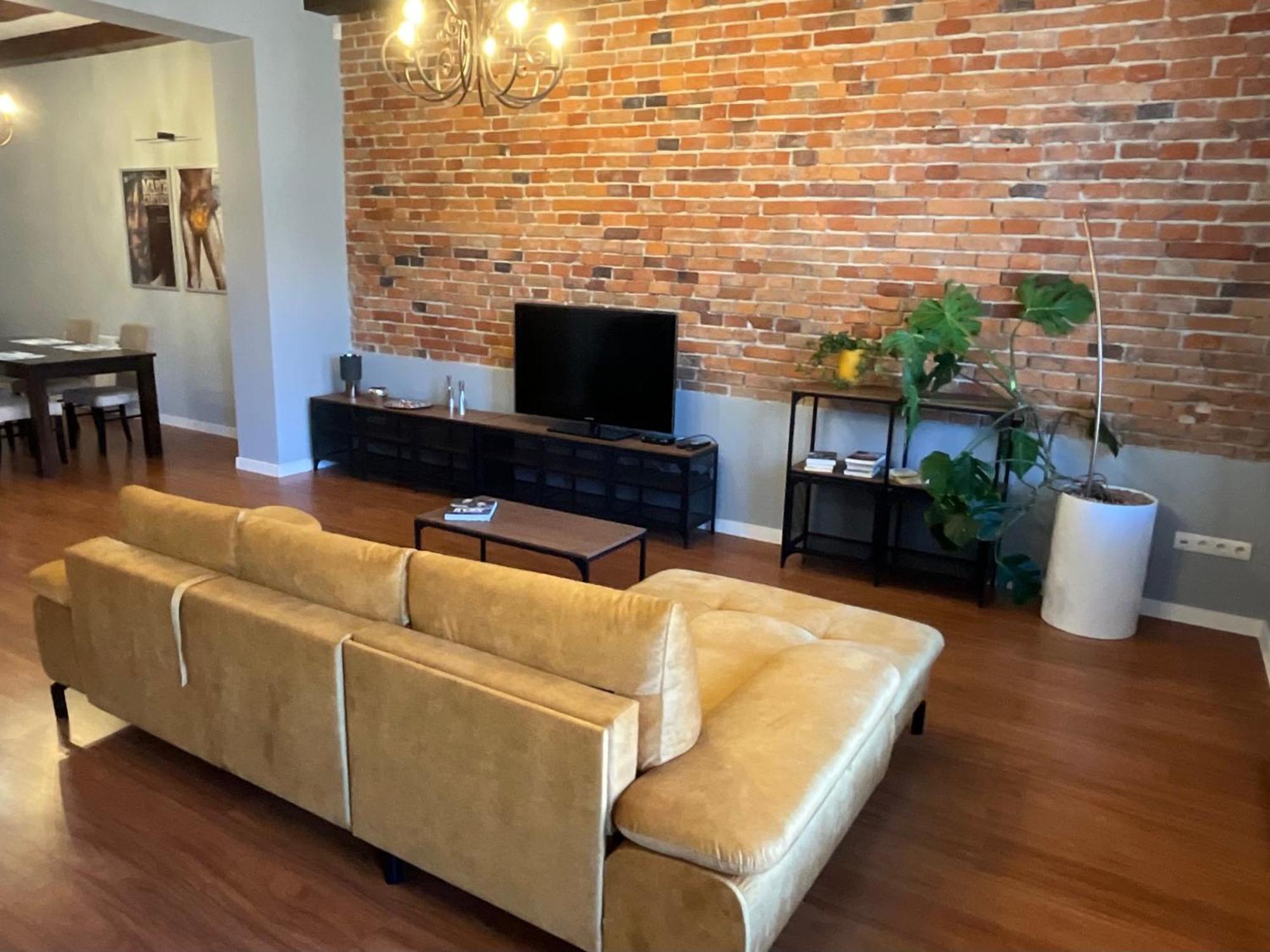 Apartamenty Zlota Nic Opole Bagian luar foto